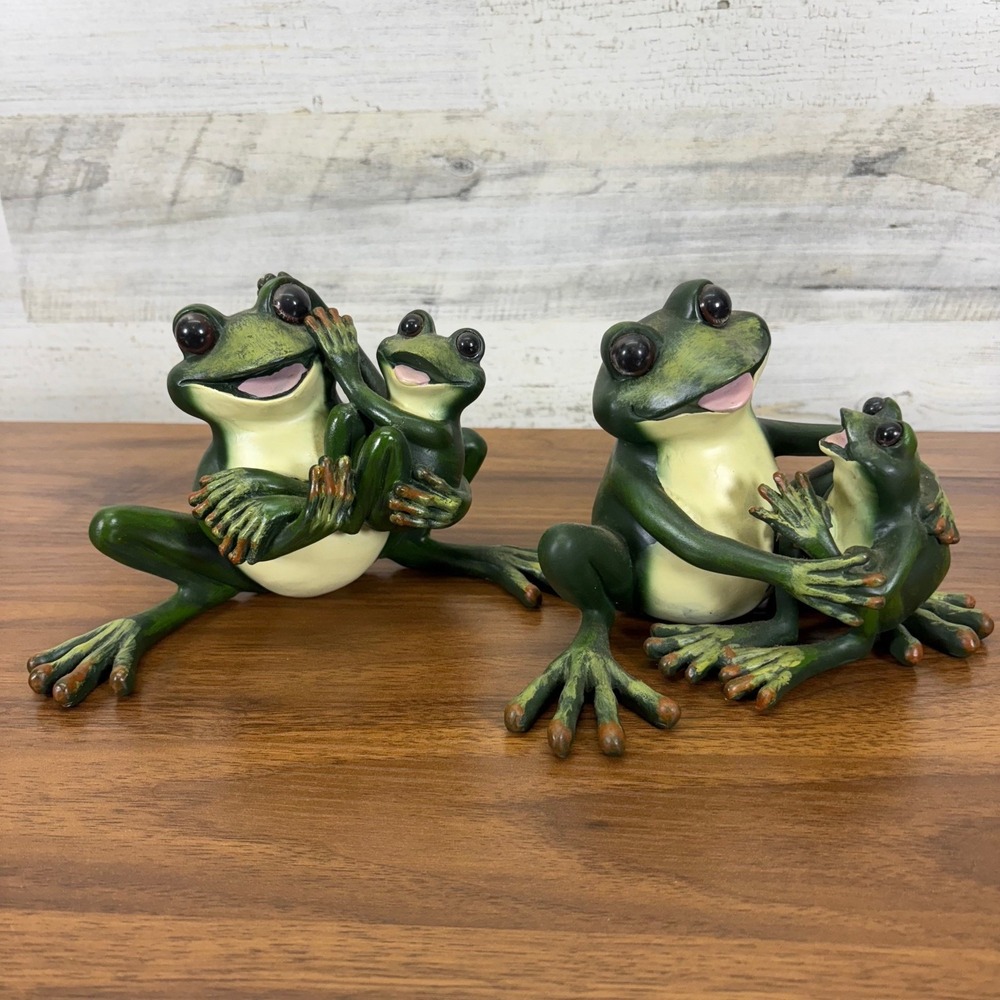 Vintage Green Frogs Mama Frog and Papa Frog with Baby Frogs 5" x 7" Hand Paint